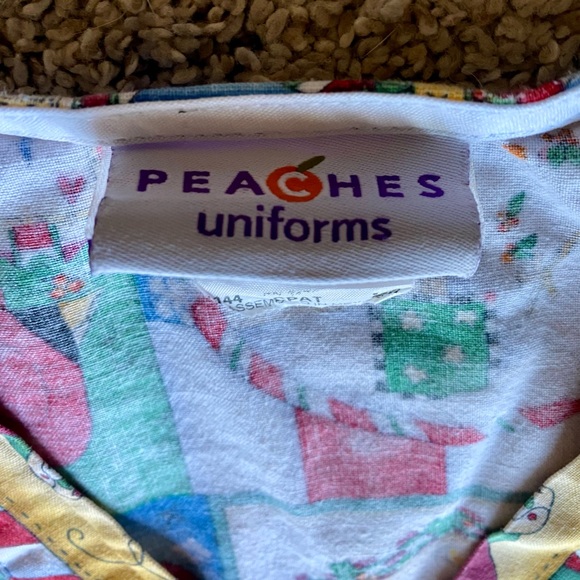 Tis the season!! Christmas scrubs!!🎅🧑🎄🤶 - Picture 9 of 11